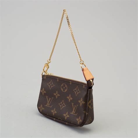 louis vuitton man bag cheap|louis vuitton small bag men.